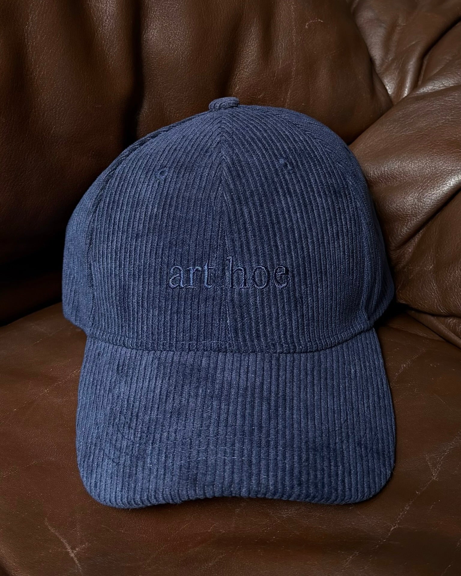 EMBROIDERED CORDUROY HAT - NAVY / NAVY THREAD
