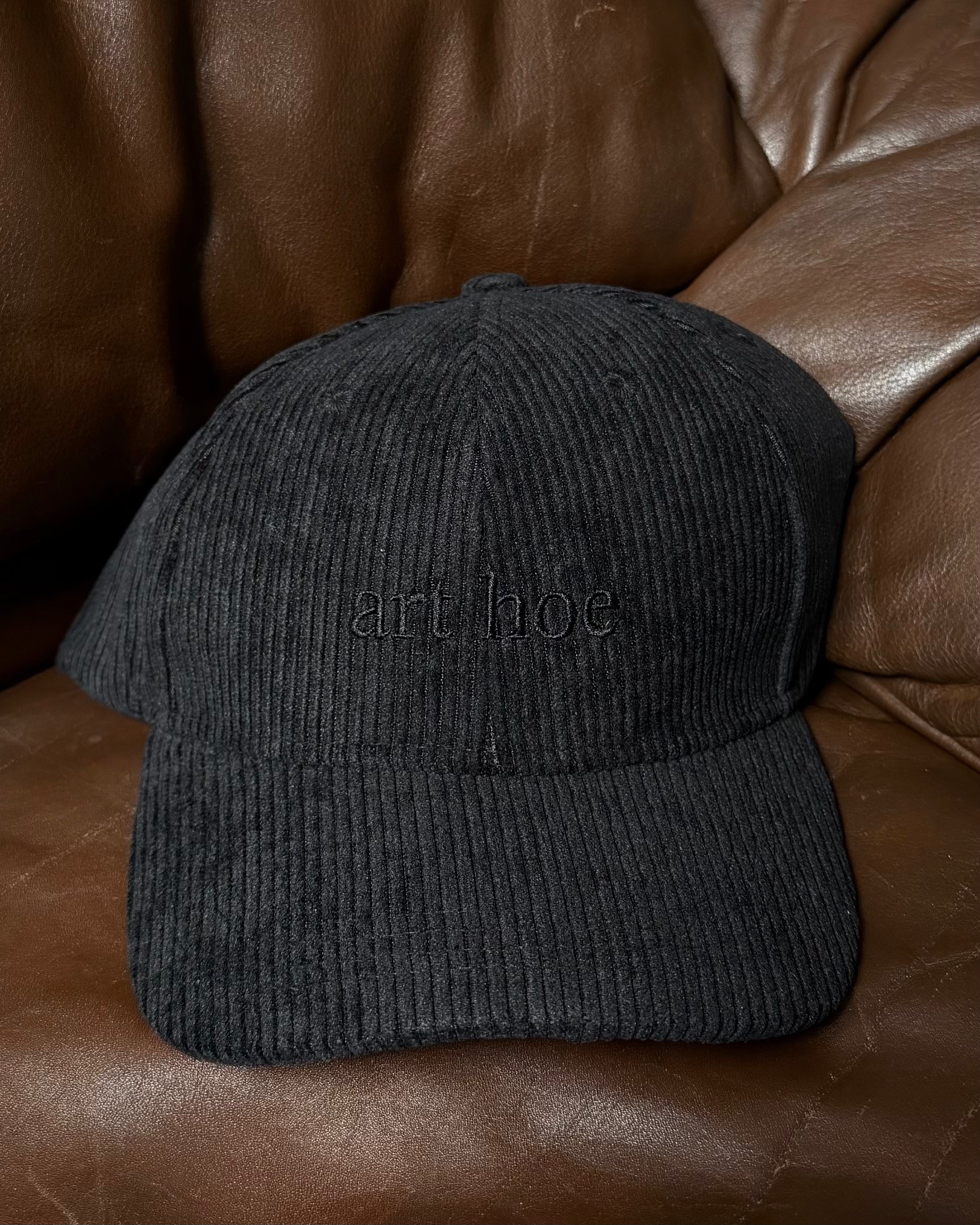 EMBROIDERED CORDUROY HAT - BLACK / BLACK THREAD