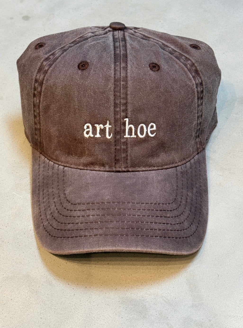 art hoe EMBROIDERED HAT - BROWN / WHITE THREAD