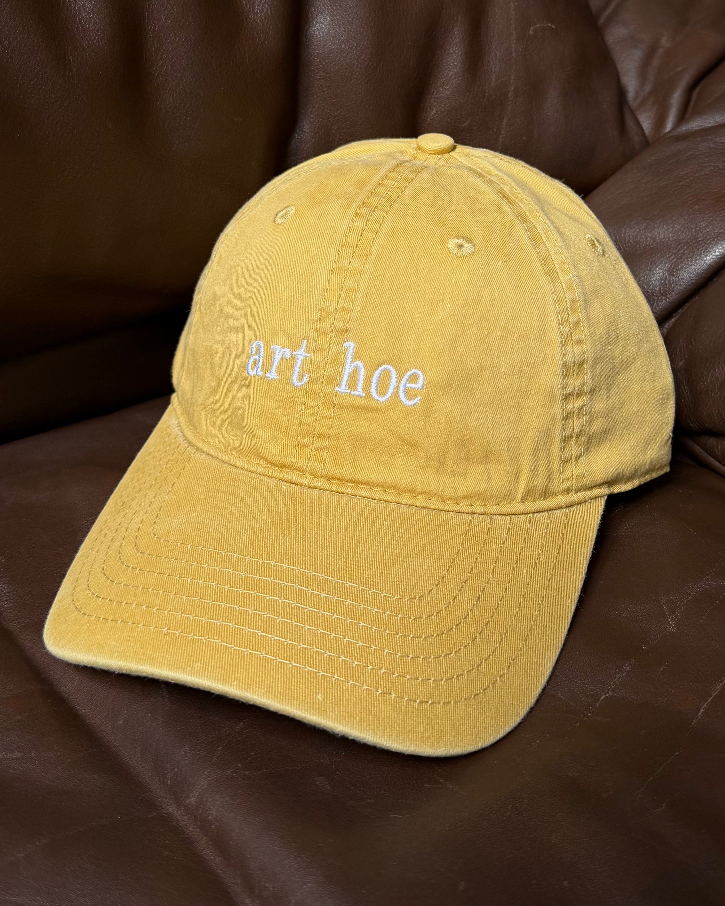 EMBROIDERED HAT - YELLOW / WHITE THREAD
