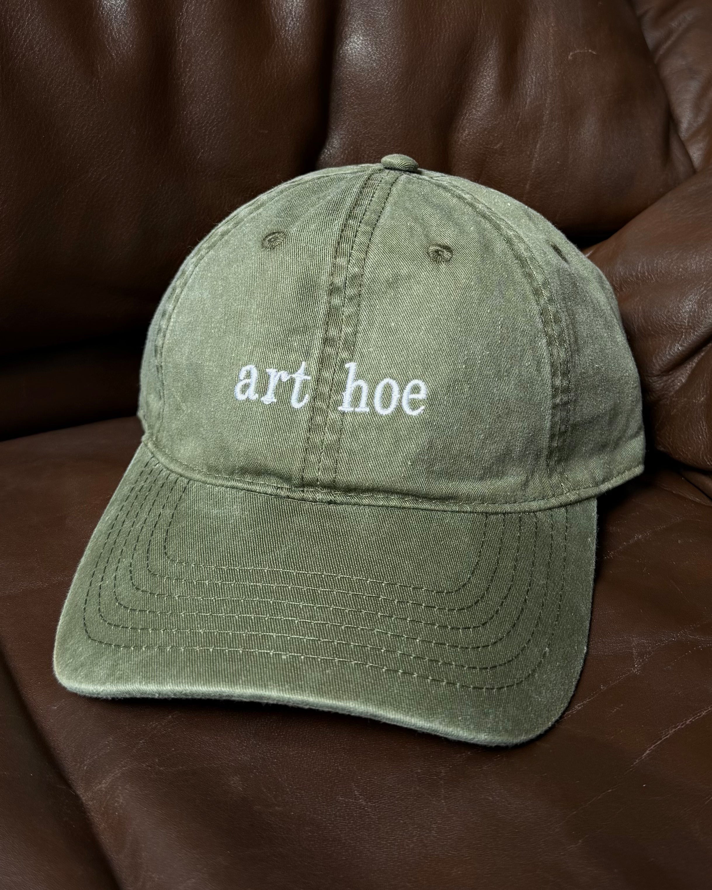 EMBROIDERED HAT - GREEN / WHITE THREAD