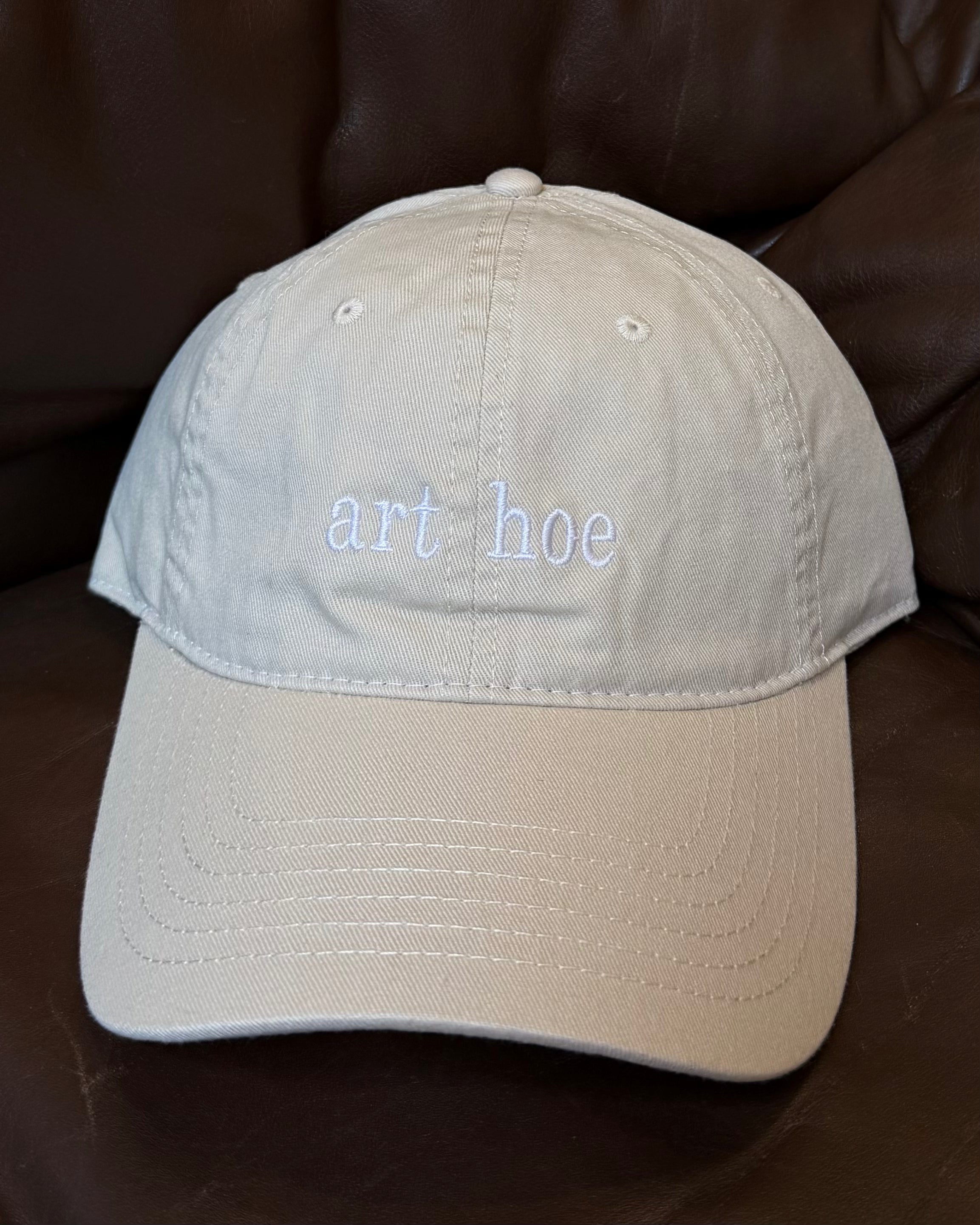 EMBROIDERED HAT - CREAM / WHITE THREAD